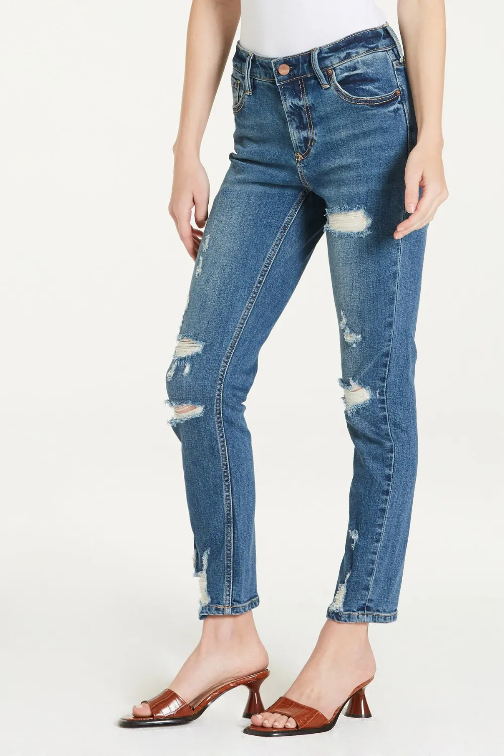 AIDEN HIGH-RISE GIRLFRIEND JEANS | SACRAMENTO