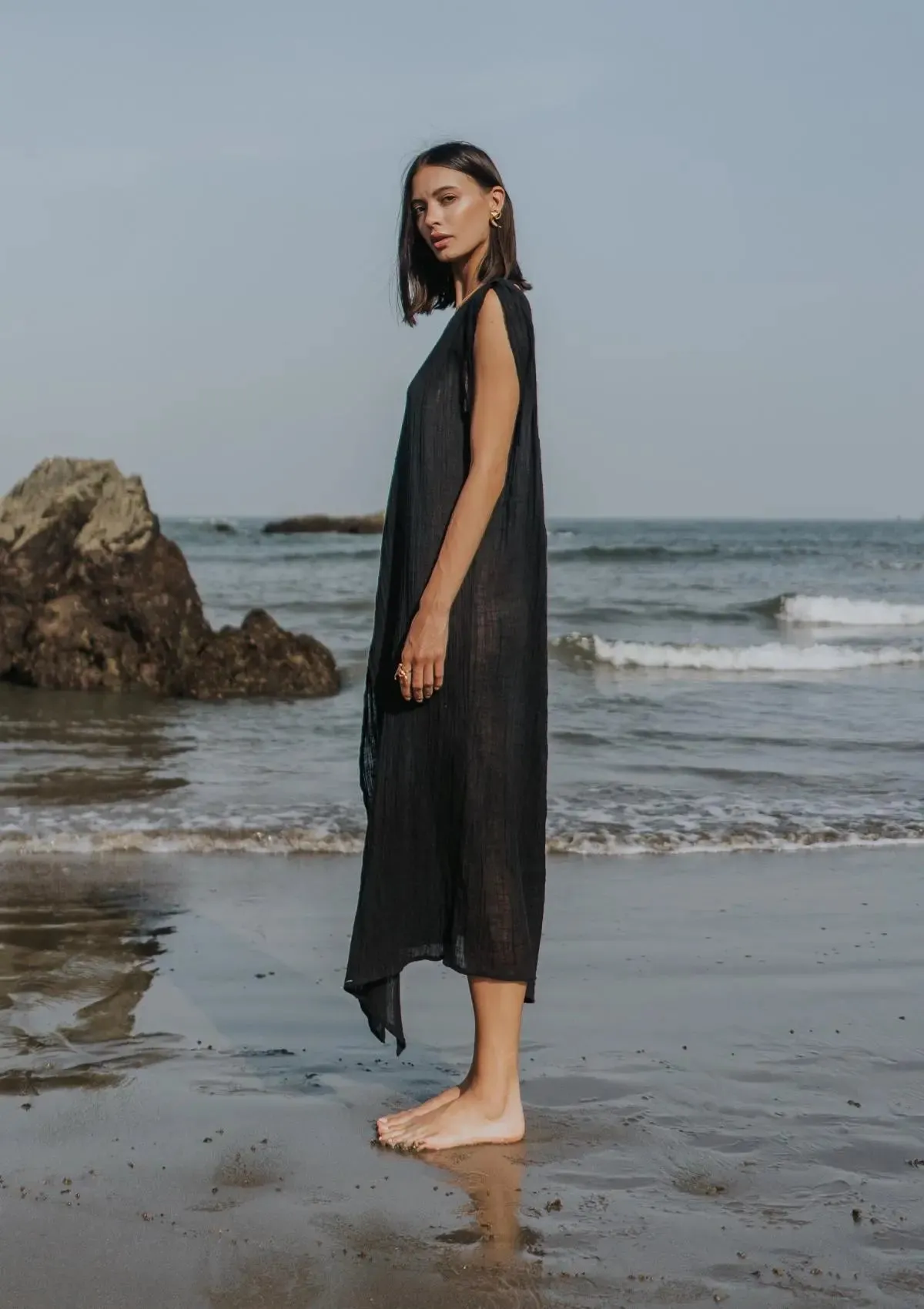 ARES KAFTAN - BLACK