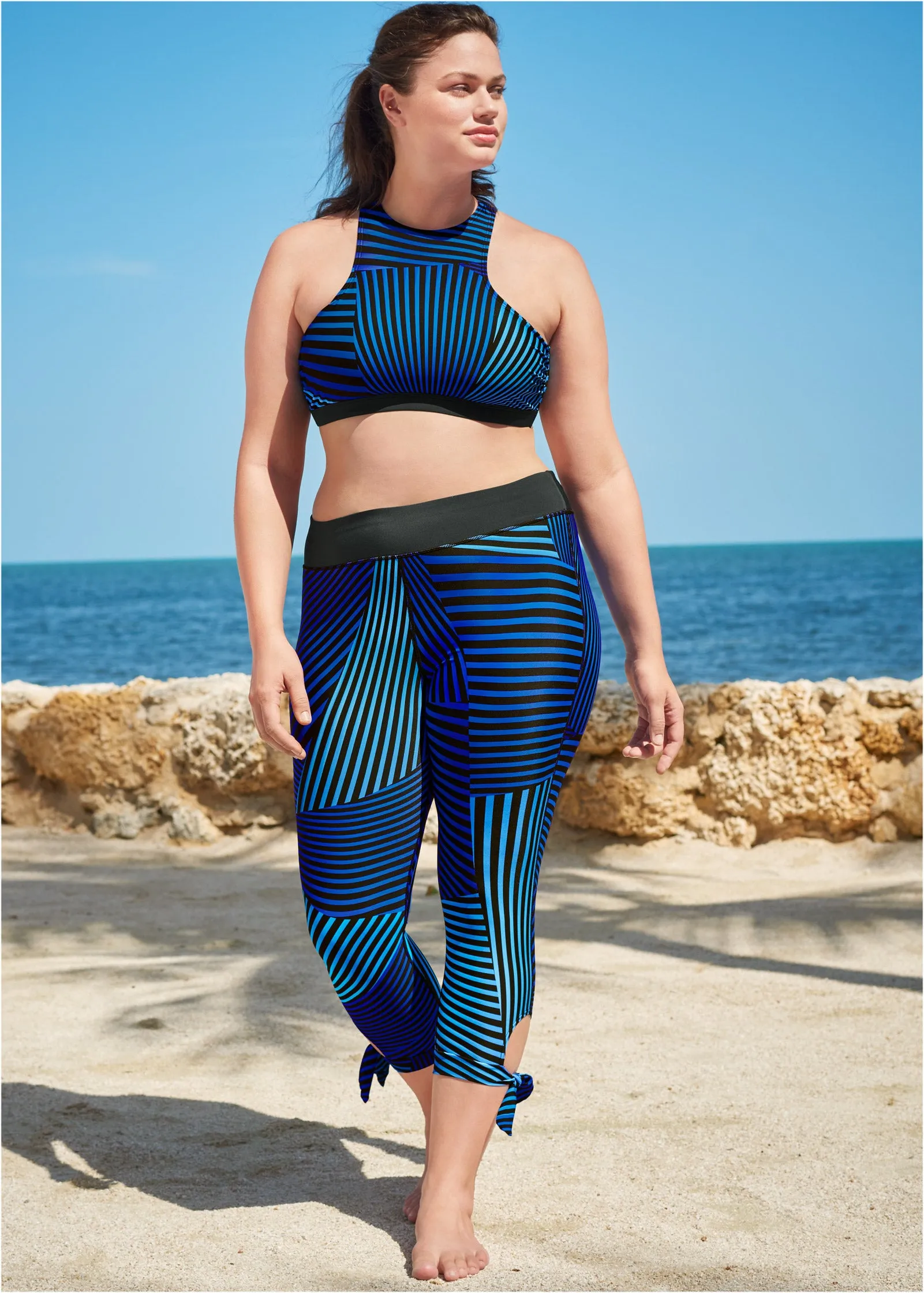 Fit For You Capri Pants - Agility Geometric