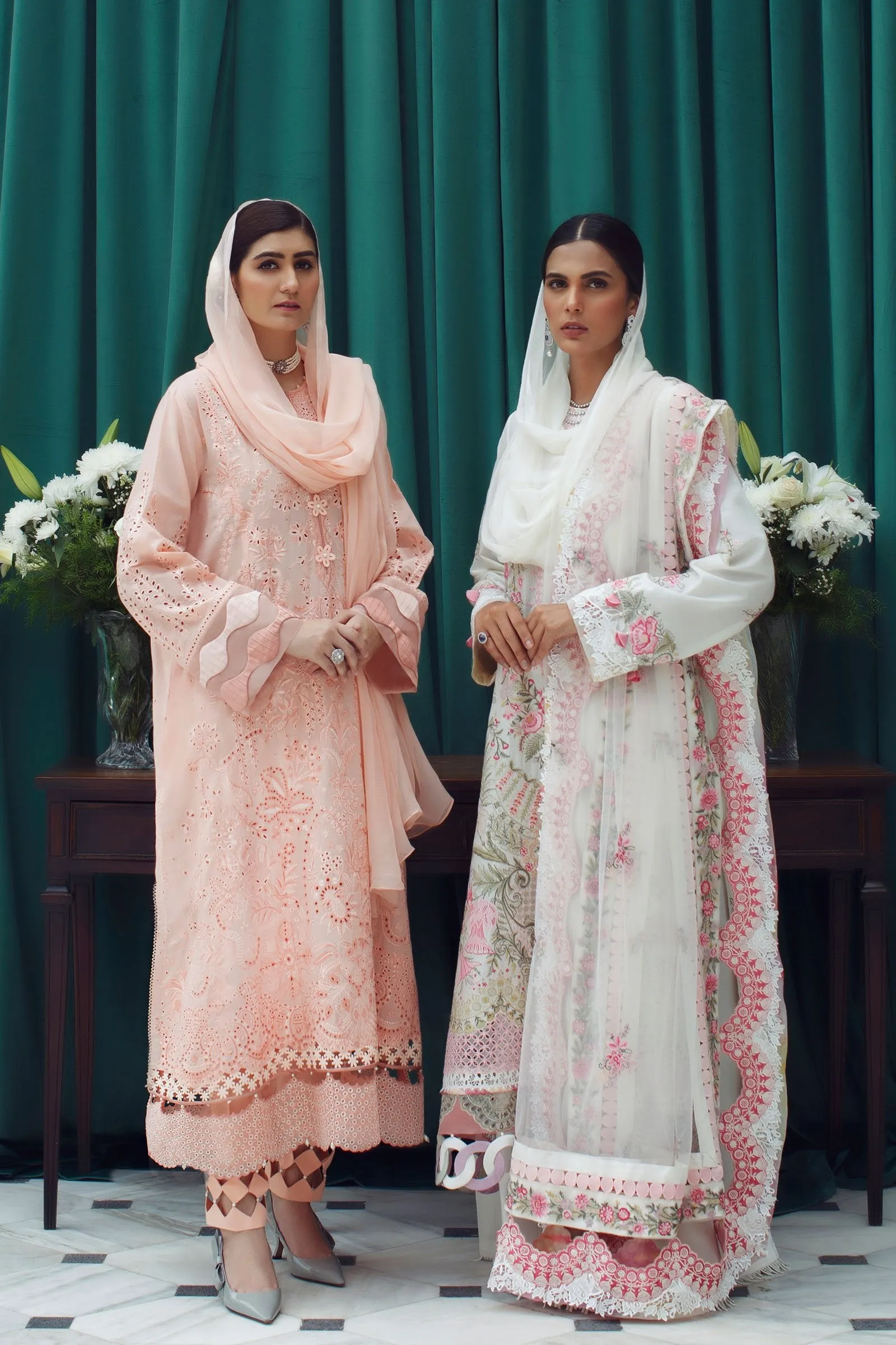 Élan Shalimar Luxury Lawn Collection – EF21-02 (AAILA)