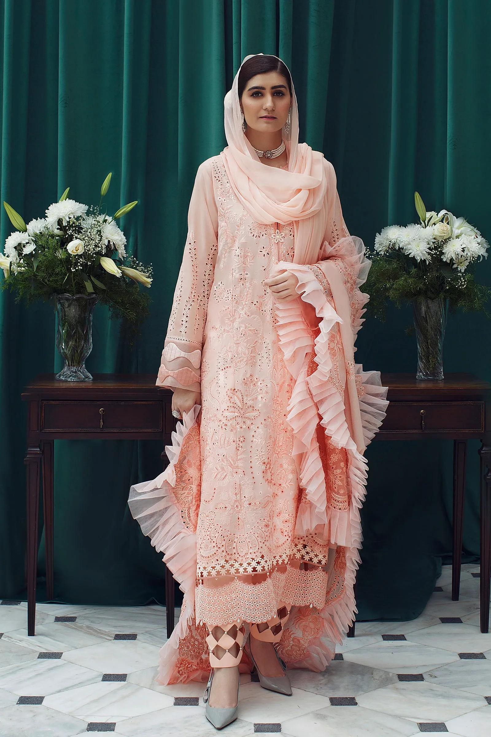 Élan Shalimar Luxury Lawn Collection – EF21-02 (AAILA)