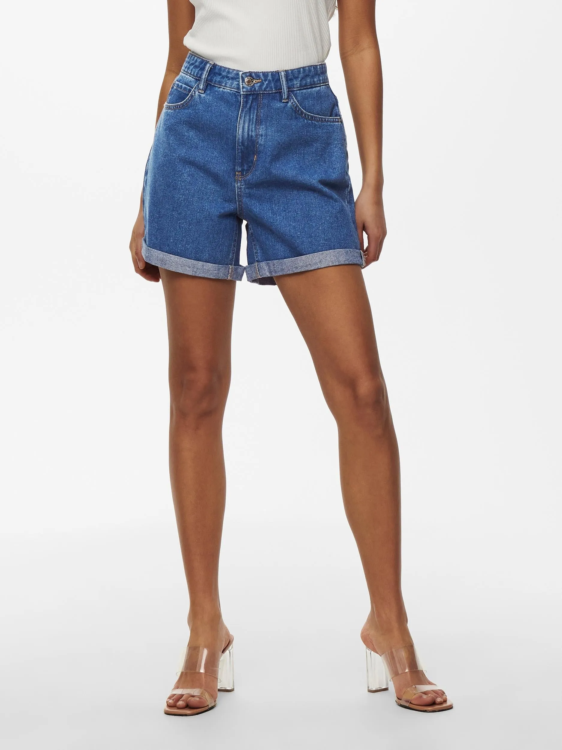 Only Vega - Højtaljede mom shorts