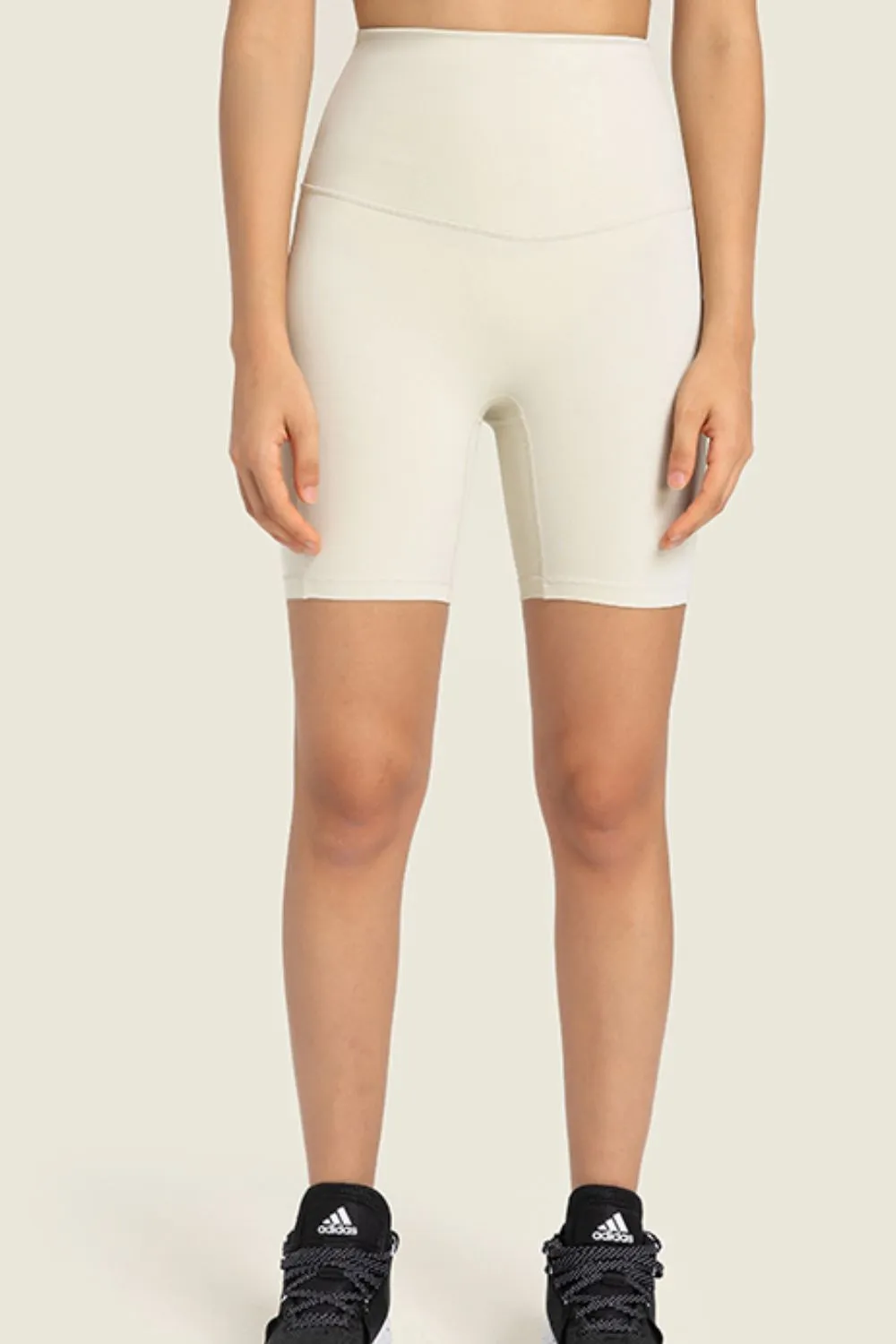 SEAMLESS HIGH RISE BIKER SHORTS