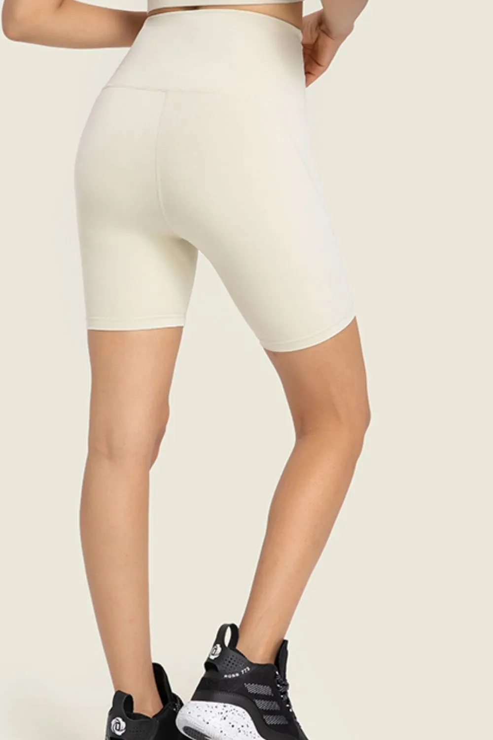 SEAMLESS HIGH RISE BIKER SHORTS