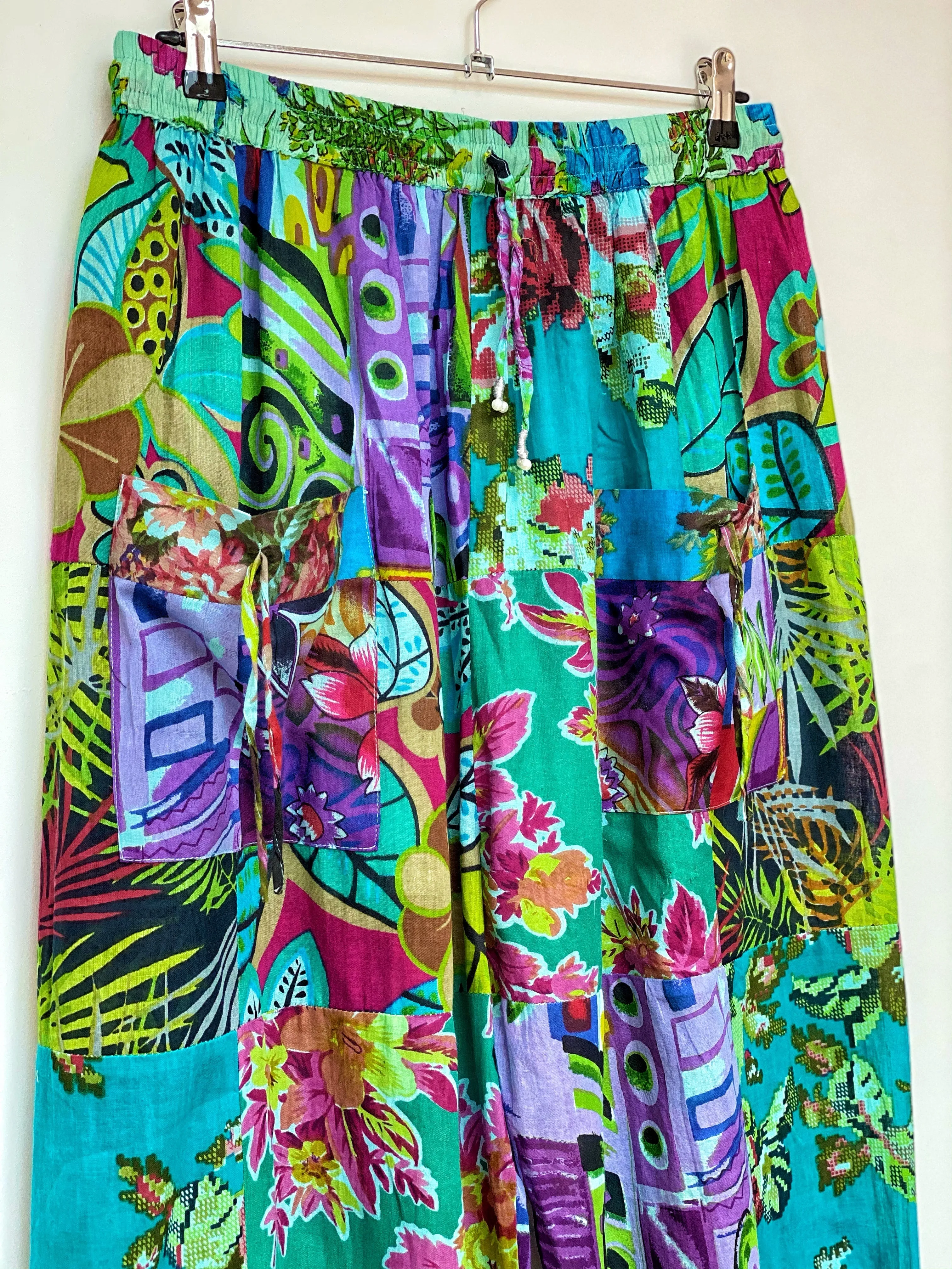 WILD BLOOMS COTTON HAREM PANTS - SIZE 10 / 12 / 14 (078)